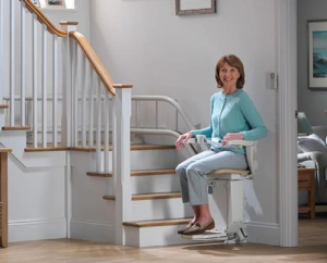 stannah-stairlift-for-curve-stairs-500x500
