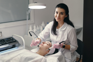 Dermatologist in Abu Dhabi Expert Skin Care at Your Fingertips (1)