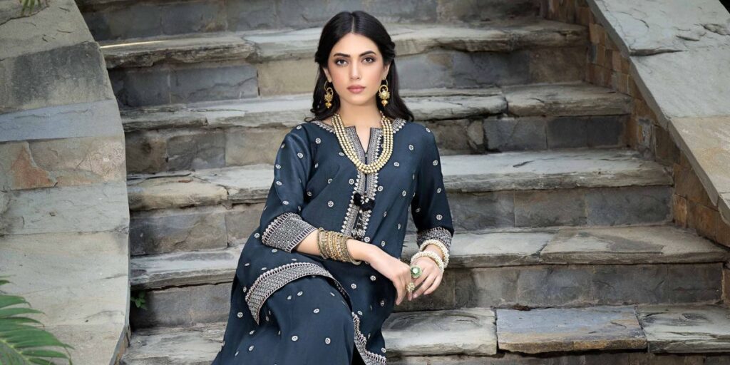 Fashionable Stitched Suits