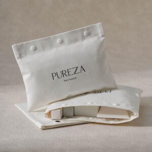 Lay flat pouches