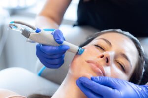 Pearlman-Aesthetic-Surgery-Hydrafacial-8883