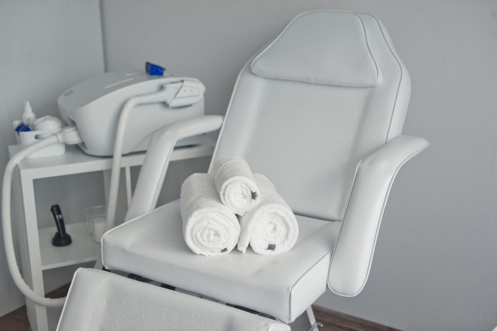 Facial Chair