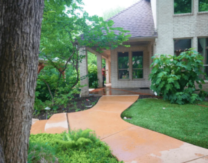 Commercial pressure washing in Fort Worth