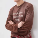 Acne Studios マフラーで人気の素材とデザインをチェック
