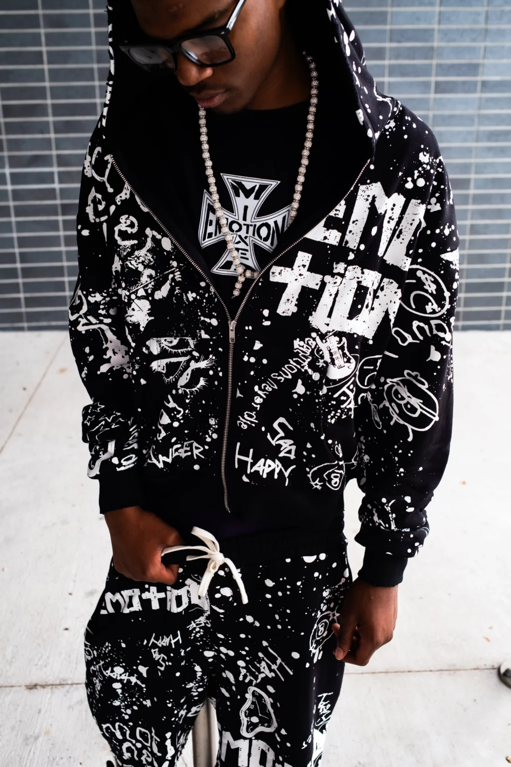Mixed Emotion Black Graffiti Hoodie4