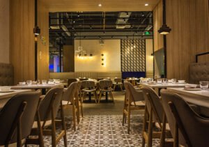 restaurant-interior-300x211.jpg