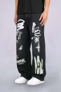 Black_Graffiti_Baggy_Jeans_2