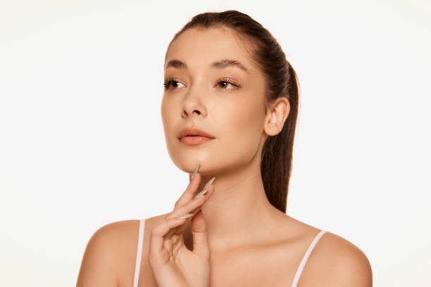 How Does 8 Point Facelift Target Facial Sagging