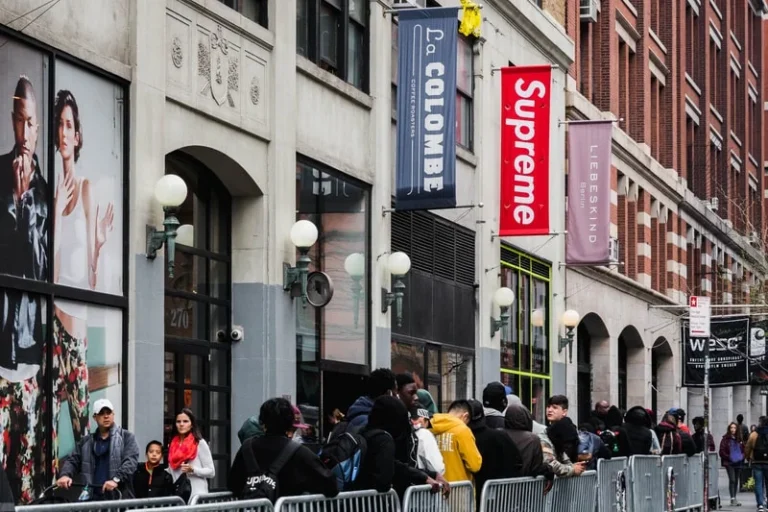 Supreme Streetwear: Building a Creative Identity in the Fashion Business